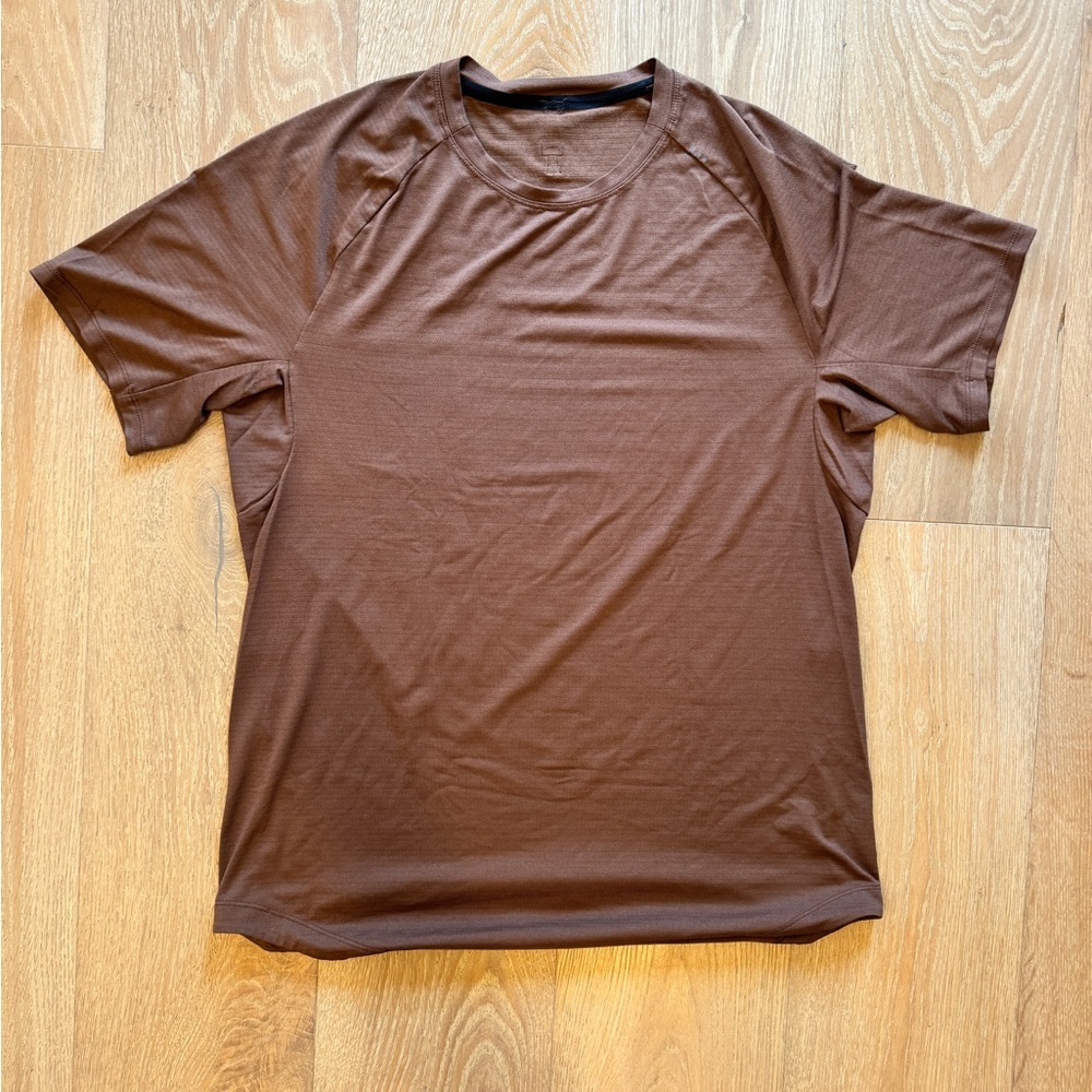 Lululemon Size L Drysense T-Shirt